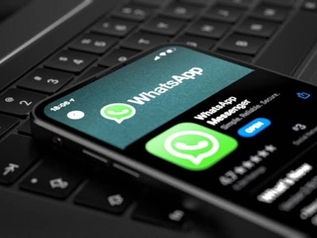 Full list of phones that WhatsApp will no longer work on in May 2025